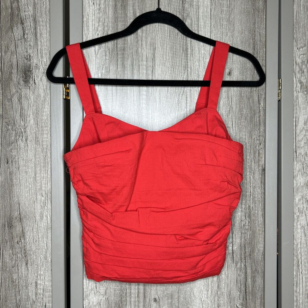 Sovere Top Size S Pleated Cropped Red Color